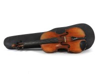 Lot 1521 - A late 19th century violin