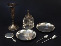 Lot 1224 - Silver items: two modern circular dishes