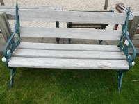 Lot 3003 - A garden bench