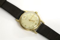 Lot 1024 - A gentleman's 9ct gold Rotary Incabloc mechanical strap watch
