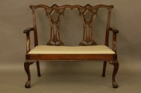 Lot 2069 - A reproduction mahogany settee