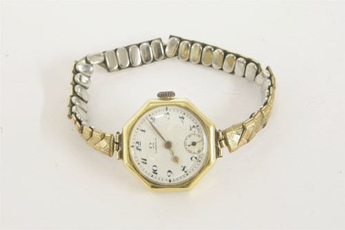 Lot 16 - A ladies 18ct gold Omega mechanical octagonal watch