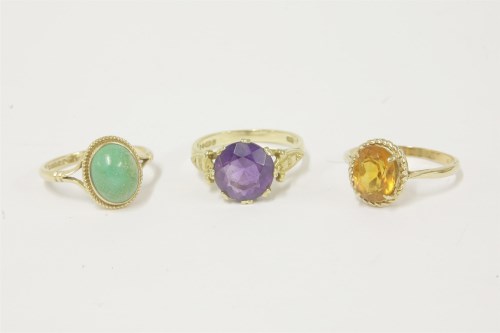 Lot 23 - A 9ct gold single stone amethyst ring