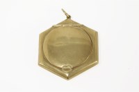 Lot 29 - An early 20th century 9ct gold hexagonal compact with hinged lid