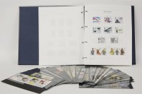 Lot 104 - Postage stamps: 5 albums