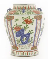 Lot 292 - A Chinese baluster vase