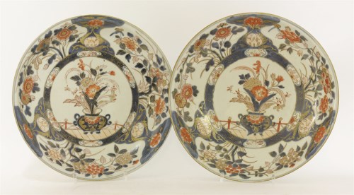 Lot 242 - A pair of Japanese Imari plates