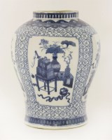 Lot 44 - A blue and white vase