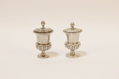 Lot 137 - A pair of 19th century Chinese export silver peppers