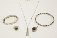 Lot 78A - A collection of silver jewellery
