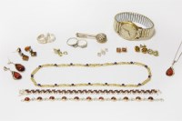 Lot 71 - A collection of costume jewellery