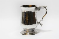 Lot 116 - A George I silver mug