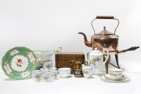 Lot 251 - A Rockingham comport and plate