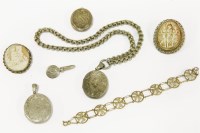 Lot 112 - A collection of jewellery and costume jewellery