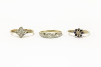 Lot 51 - An Art Deco gold diamond cluster plaque ring