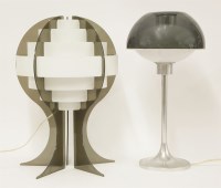 Lot 728 - A plastic table lamp