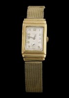 Lot 228 - A gentlemen's Art Deco 9ct gold J W Benson mechanical watch