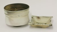 Lot 447 - A stoneware pot