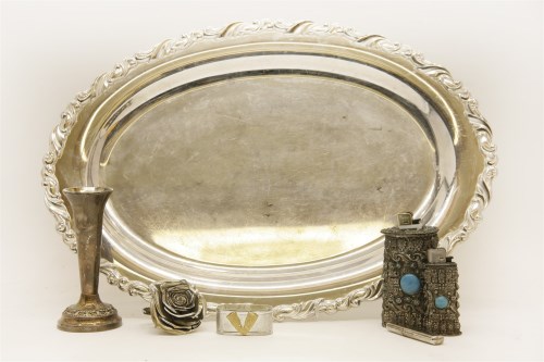 Lot 253 - Three boxes of modern silver plated items