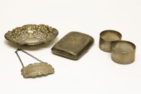 Lot 85 - A collection of silver