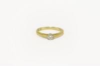 Lot 41 - An 18ct single stone diamond ring