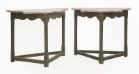 Lot 519 - A pair of oak side tables