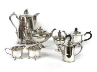 Lot 1459 - A collection of silver plate