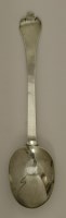 Lot 27 - A late 17th century small silver trefid spoon