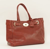 Lot 1082 - A Mulberry poppy red leather 'Bayswater' tote handbag