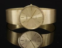 Lot 363 - A gentlemen's gold Seiko Lassale quartz bracelet watch