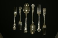 Lot 516 - A quantity of silver flatware