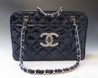 Lot 1069 - A Chanel blue quilted patent leather tote bag