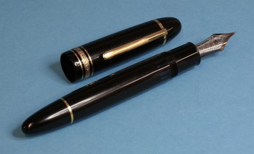 Lot 1529 - A Montblanc 'Meisterstück 149' fountain pen