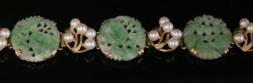 Lot 191 - An Asian carved jade and cultured pearl gold bracelet