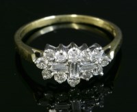 Lot 294 - An 18ct gold diamond cluster ring