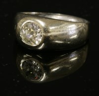 Lot 65A - A gentlemen's Austrian white gold single stone diamond ring