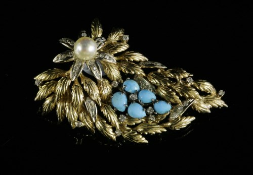 Lot 206 - A Continental yellow and white gold