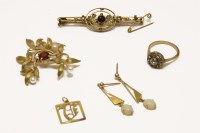 Lot 27 - A 9ct gold single stone pyrope garnet and cultured pearl spray brooch