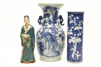 Lot 425 - A Chinese vase