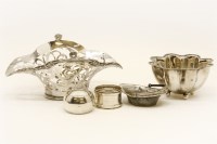 Lot 162 - A collection of silver