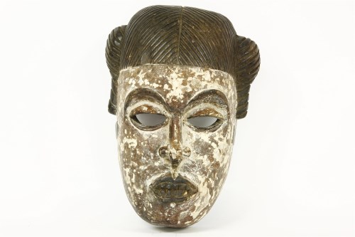 Lot 247 - Punu tribe mask