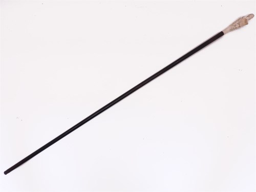 Lot 249 - A 19th century gentlemen's rosewood walking stick