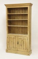 Lot 513 - A pine bookcase