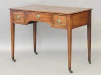Lot 553 - A George lll mahogany side table