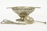 Lot 200 - A hallmarked silver sweetmeat dish of navette form