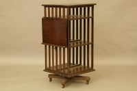 Lot 514 - An early 20th century oak revolving bookcase