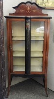 Lot 624 - An Edwardian mahogany display cabinet