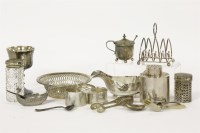 Lot 150 - A silver tea caddy