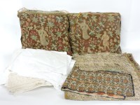 Lot 254 - An assortment of vintage textiles