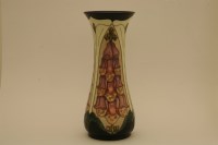 Lot 1195 - A Moorcroft 'Foxglove' vase